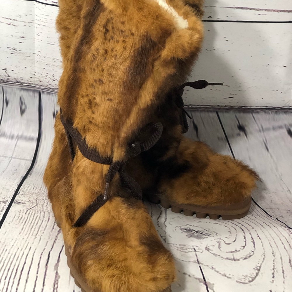 Bebe real fur boots